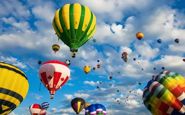 Hot Air Balloon Live Wallpaper android App screenshot 1